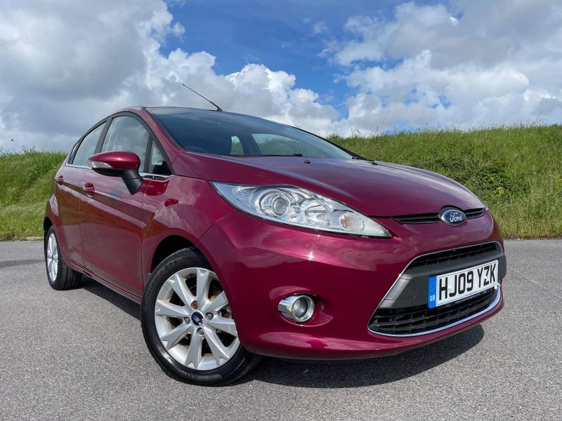 Ford Fiesta  1.4 Zetec 5dr 2009 (09 reg) HJ09 YZK